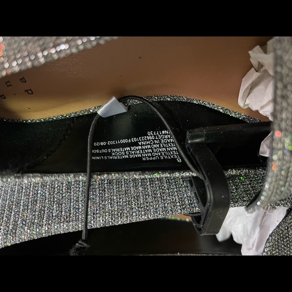 Women’s Belle Pointed-Toe Loafers - Picture 5 of 7